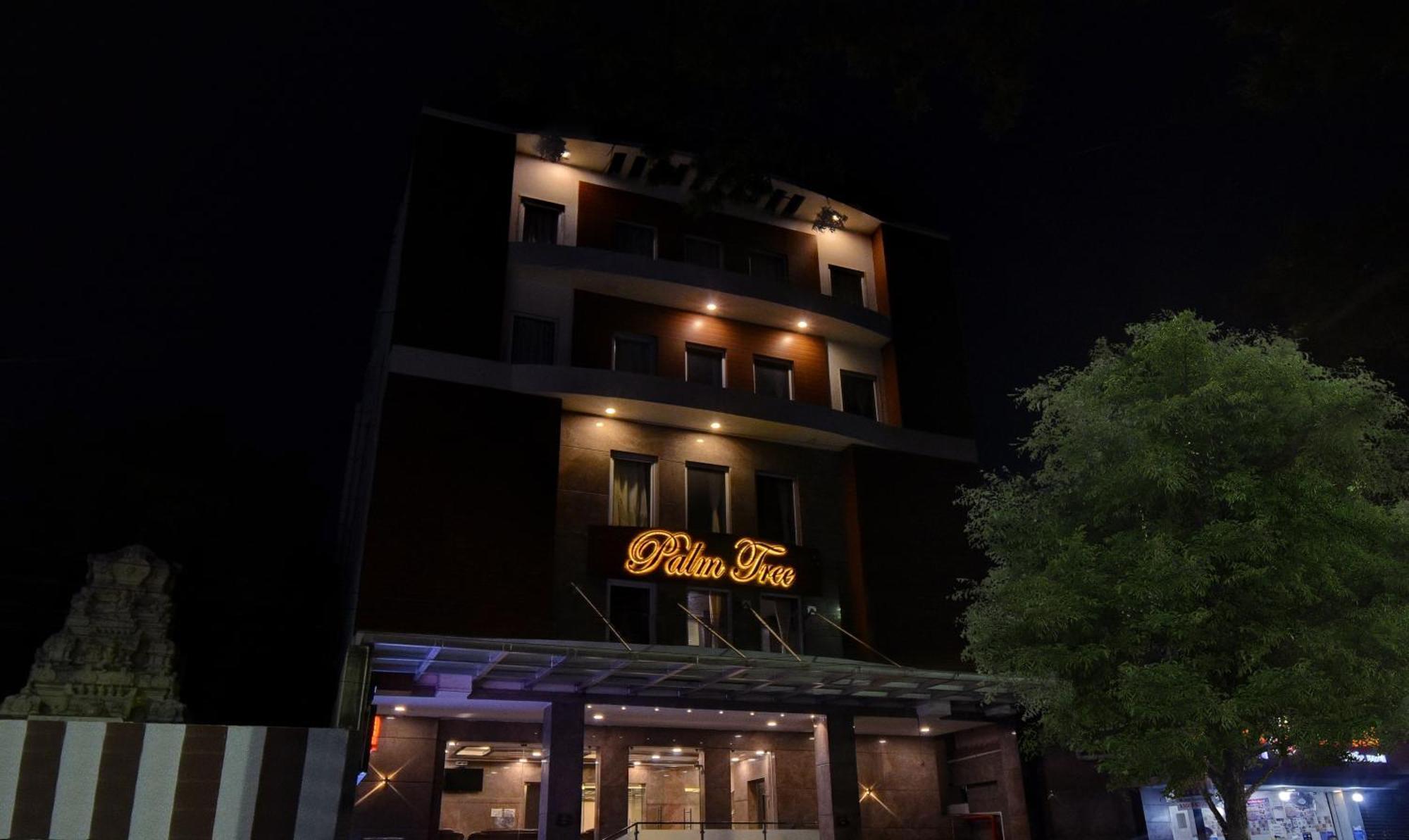 Treebo Trend Palm Tree Hotel เชนไน ภายนอก รูปภาพ