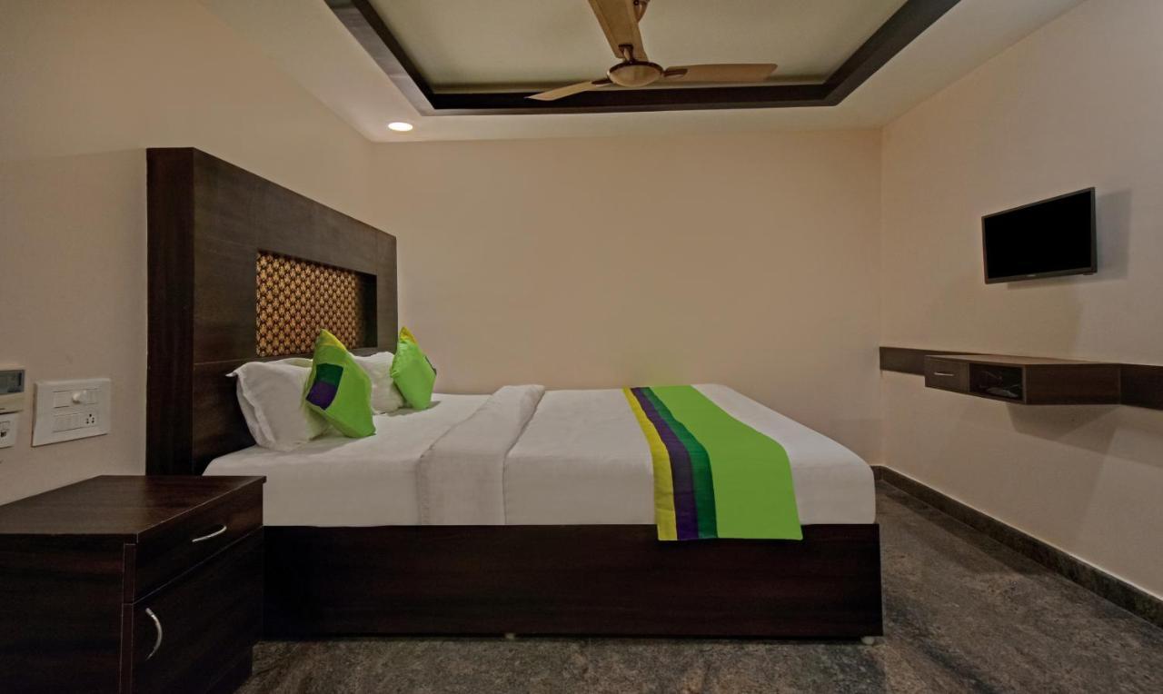 Treebo Trend Palm Tree Hotel เชนไน ภายนอก รูปภาพ
