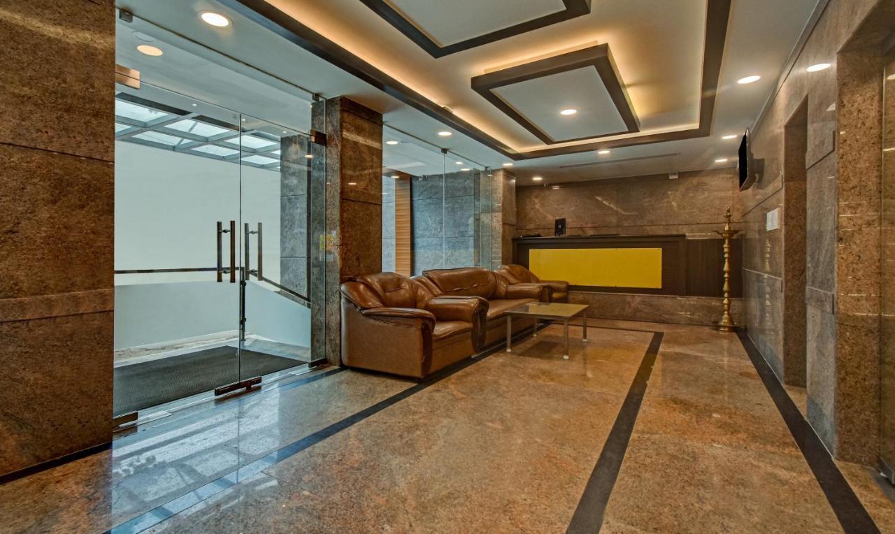 Treebo Trend Palm Tree Hotel เชนไน ภายนอก รูปภาพ